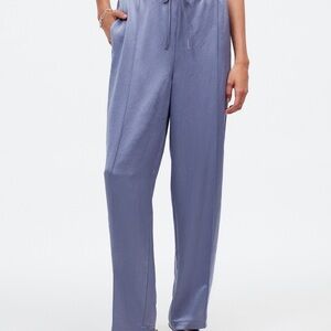 Madewell Pintucked Slim Pull-On Pants in Satin